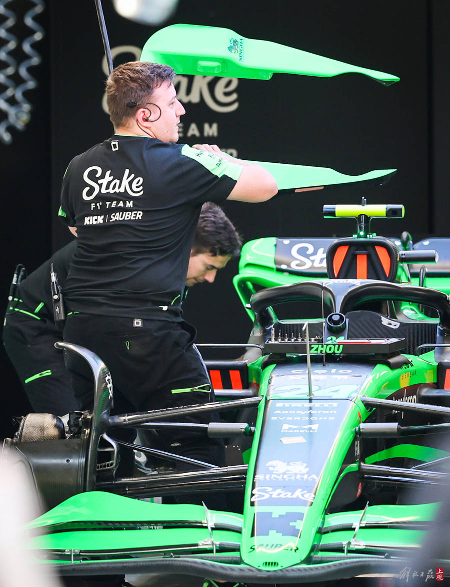 索伯车队翻盘阿斯顿马丁，诺里斯高光表现