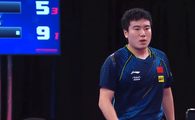 日本队鏖战英格兰队,梁靖崑点燃赛场 日本队鏖战英格兰队,梁靖崑点燃赛场