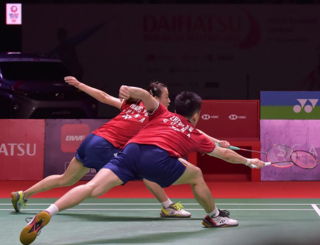 中国队鏖战法国队，郑思维点燃赛场