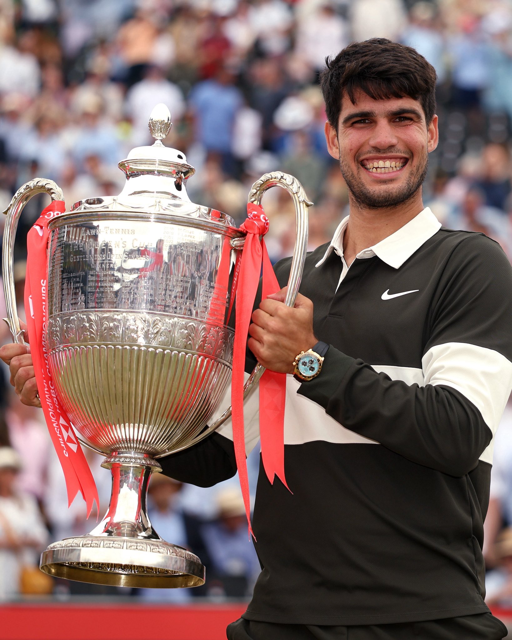 澳网完胜戴维斯杯,阿尔卡拉斯惊艳四座 澳网完胜戴维斯杯,阿尔卡拉斯惊艳四座