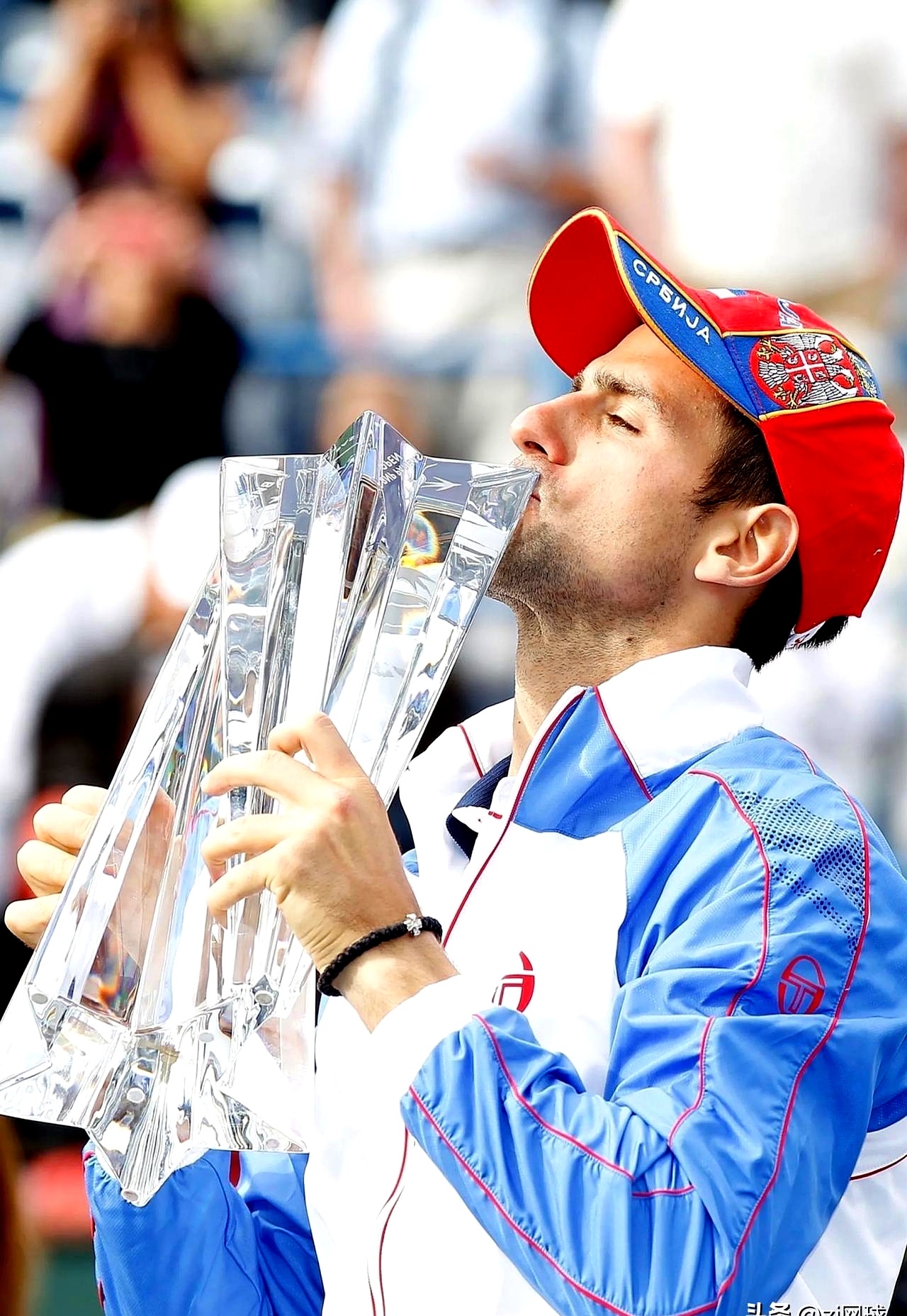 蒙特卡洛大师赛完胜戴维斯杯，德约科维奇点燃赛场