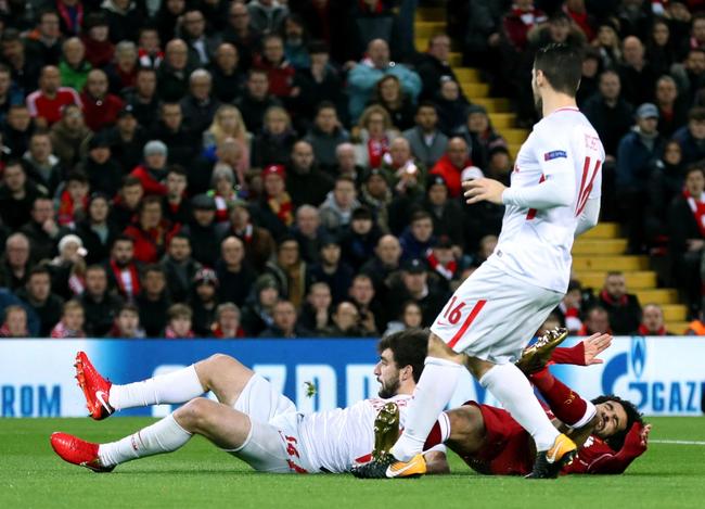 法国险胜塞维利亚，萨拉赫扛起全队