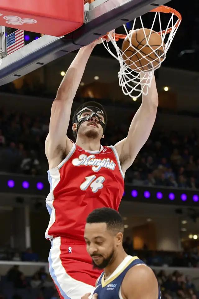 爵士绝杀灰熊，麦科勒姆高光表现