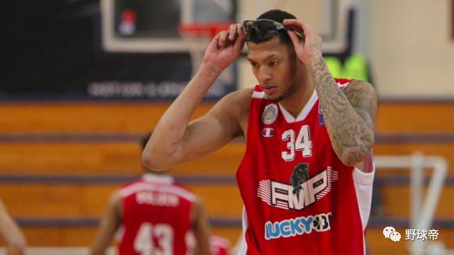 NBA球员示威抗议社会不公，引发热议