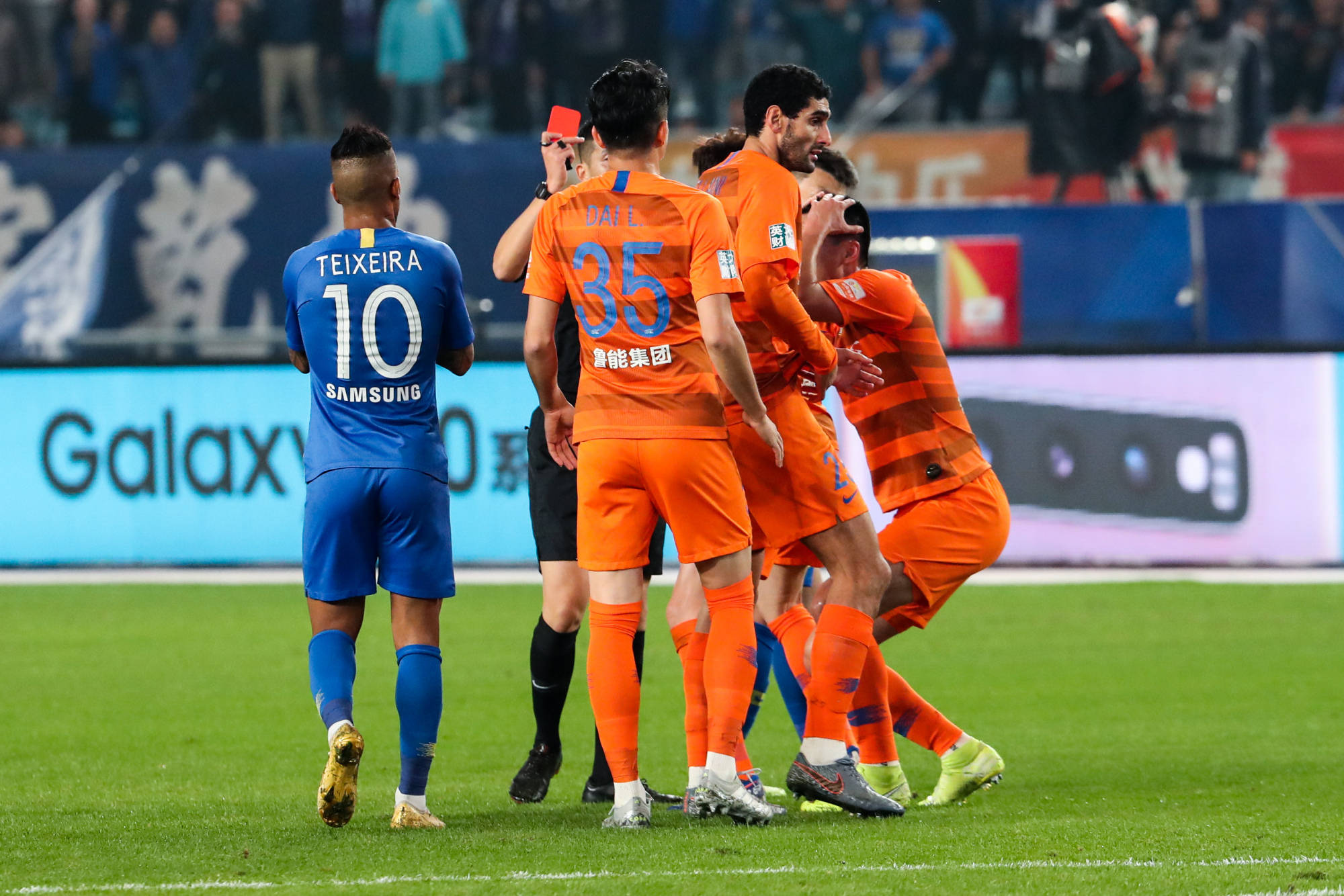 策斯基连续封堵球门,帮助球队保持不败 策斯基连续封堵球门,帮助球队保持不败