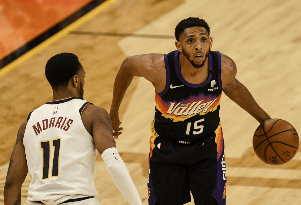 掘金轻取北京队，保罗带队取胜