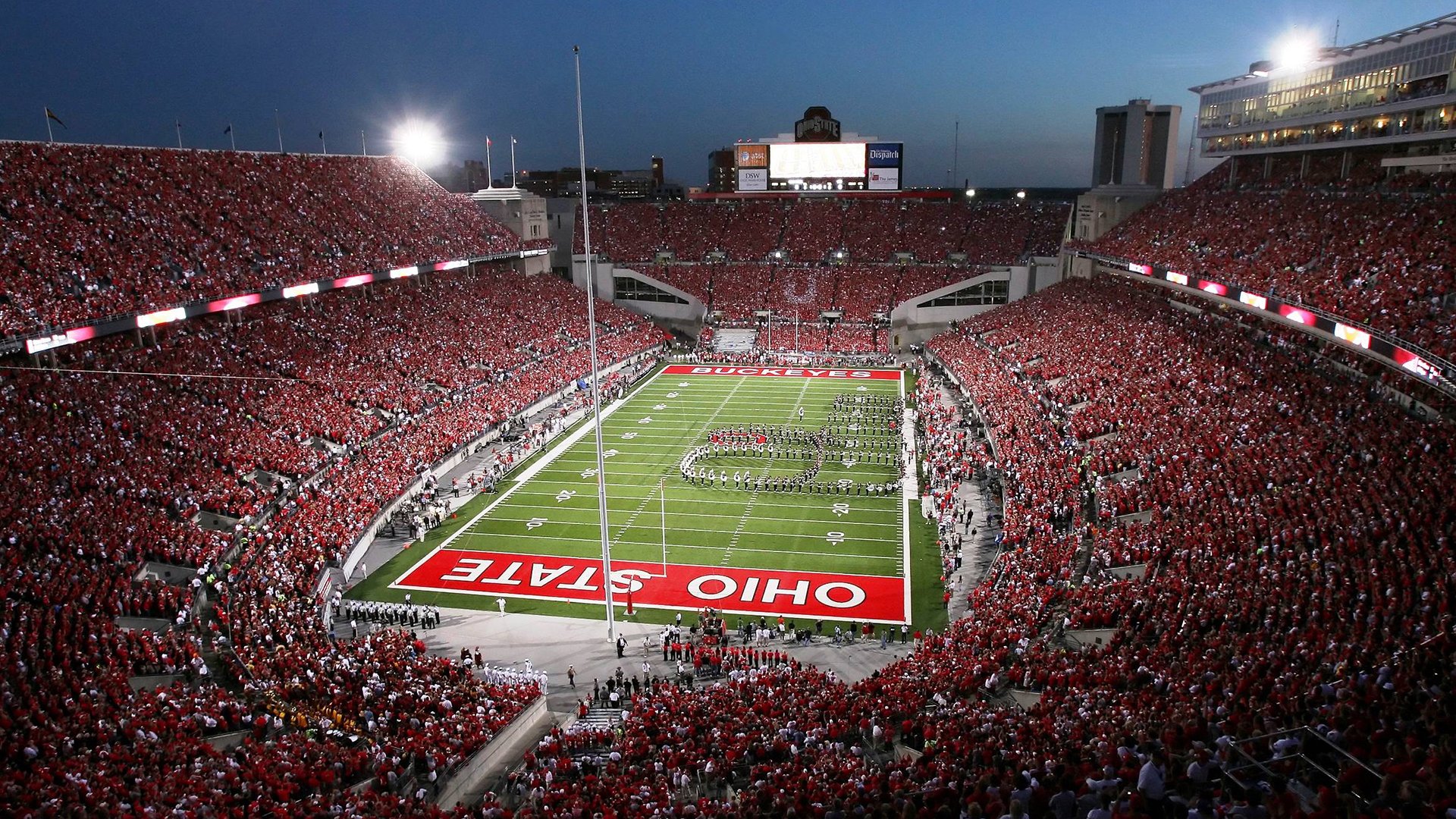 德甲争冠战之夜，贝恩关键节点连续得分，改写联赛格局